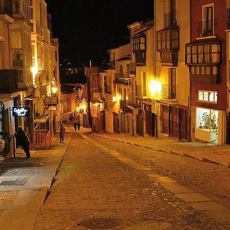 Apartamentos Turisticos Dormi2 Zamora Eksteriør billede